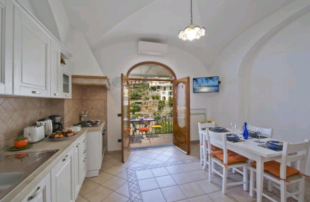 Villa Casa Scirocco à Positano Extérieur photo